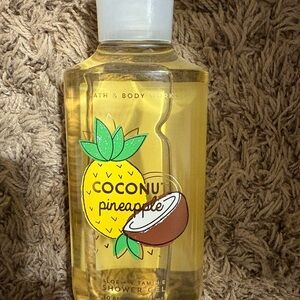 Bath & Body Works Coconut Pineapple Shower Gel - Yellow and Green